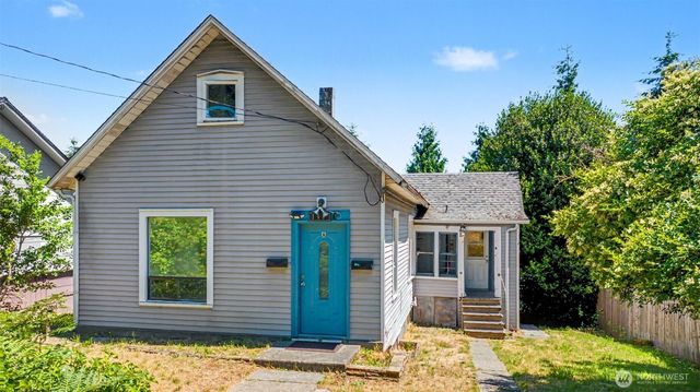 140 S Cambrian Avenue, Bremerton, WA 98312