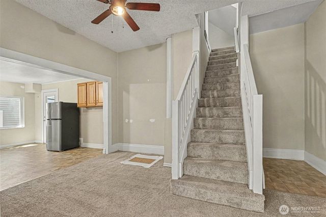 140 S Cambrian Avenue, Bremerton, WA 98312