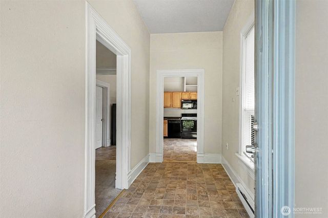 140 S Cambrian Avenue, Bremerton, WA 98312