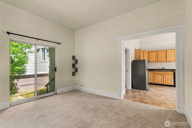 140 S Cambrian Avenue, Bremerton, WA 98312