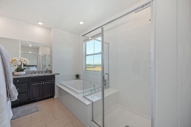 9327 Mystic Lake Aly, Sacramento, CA 95829
