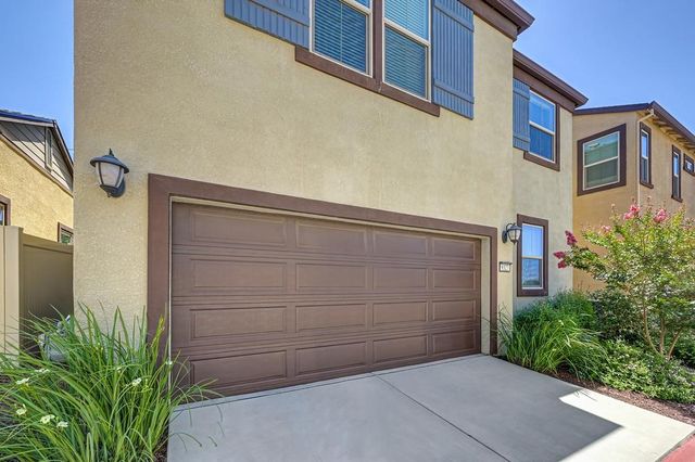 9327 Mystic Lake Aly, Sacramento, CA 95829