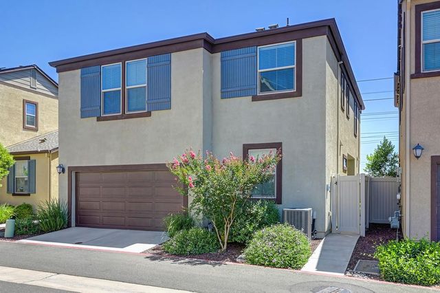 9327 Mystic Lake Aly, Sacramento, CA 95829