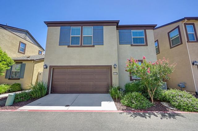 9327 Mystic Lake Aly, Sacramento, CA 95829