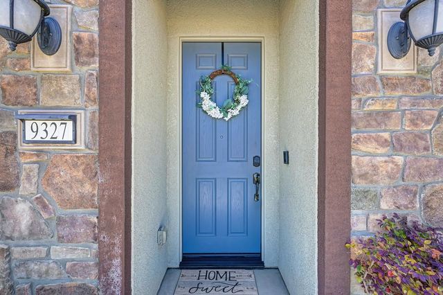 9327 Mystic Lake Aly, Sacramento, CA 95829