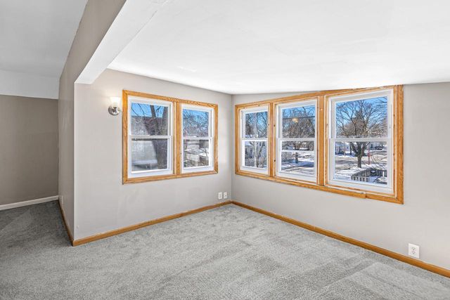 5403 N 37th STREET, Milwaukee, WI 53209