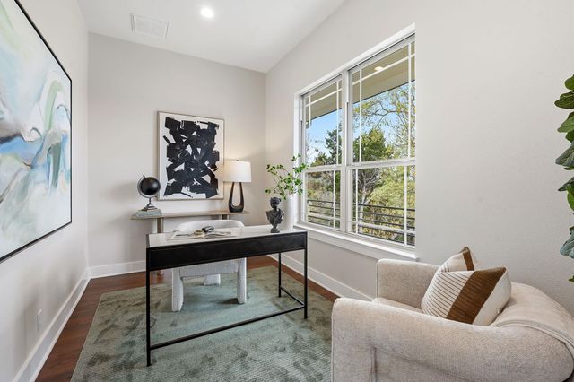 7020 Clifton LN, Austin, TX 78746