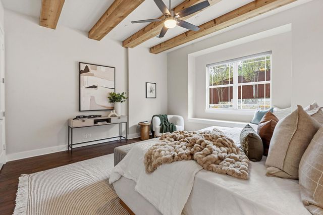 7020 Clifton LN, Austin, TX 78746