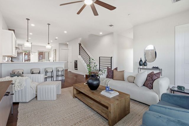 7020 Clifton LN, Austin, TX 78746