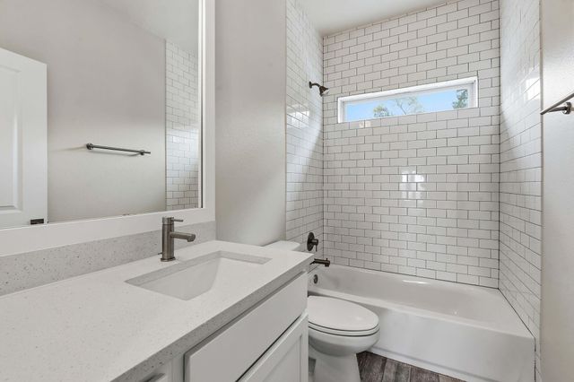 7020 Clifton LN, Austin, TX 78746