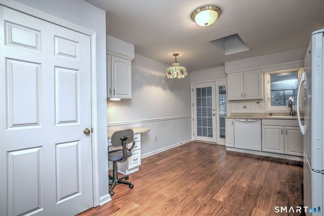 3 Behrens Terrace 3, Monroe, CT 06468