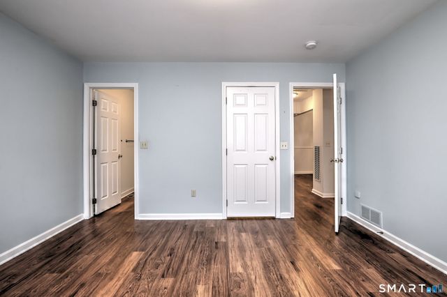 3 Behrens Terrace 3, Monroe, CT 06468