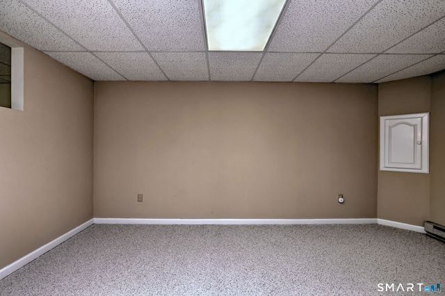 3 Behrens Terrace 3, Monroe, CT 06468