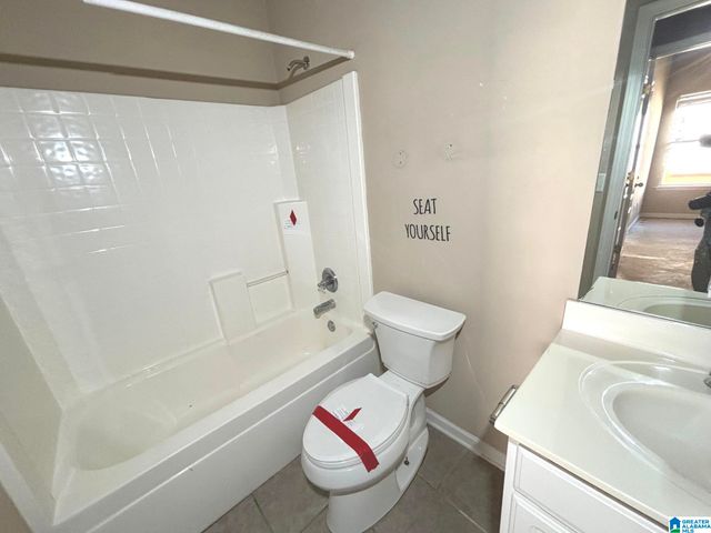 5081 CANTEBURY COURT, Center Point, AL 35215