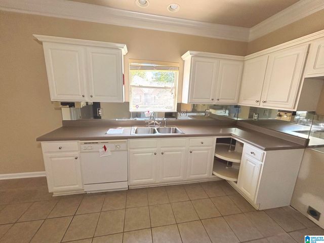 5081 CANTEBURY COURT, Center Point, AL 35215