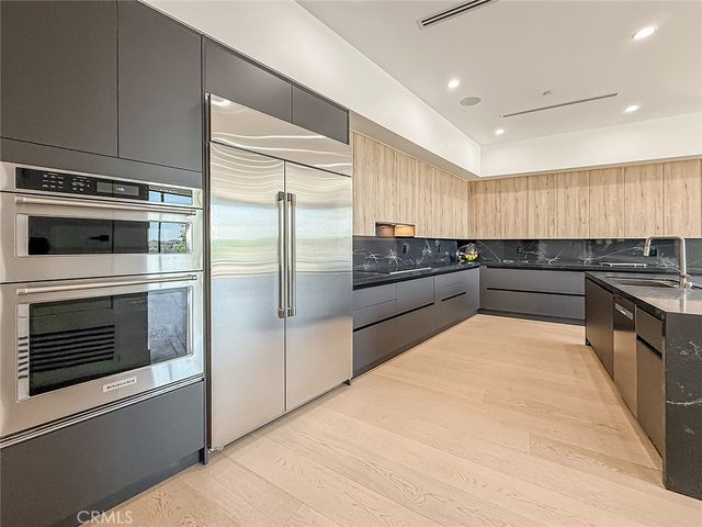 5134 Medina, Woodland Hills, CA 91364