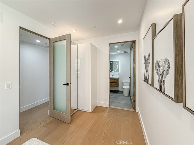 5134 Medina, Woodland Hills, CA 91364
