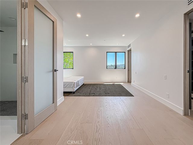 5134 Medina, Woodland Hills, CA 91364