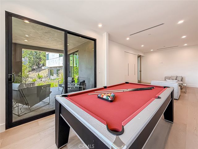 5134 Medina, Woodland Hills, CA 91364