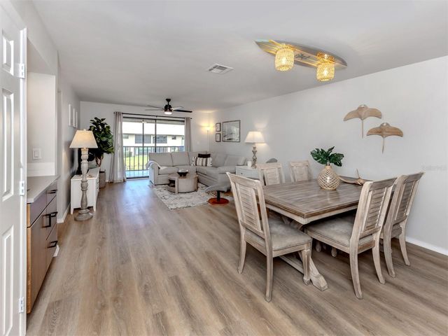 400 MISSION TRAIL E D, Venice, FL 34285