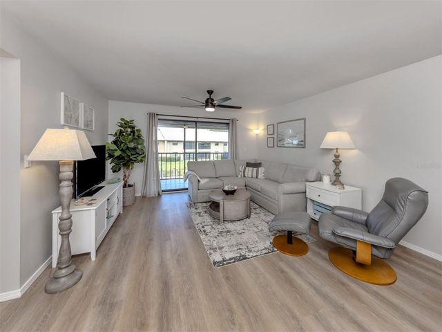 400 MISSION TRAIL E D, Venice, FL 34285