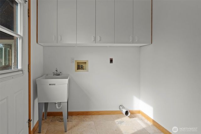 2049 Zylstra Road, Oak Harbor, WA 98277