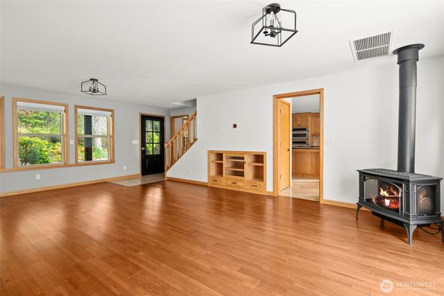 2049 Zylstra Road, Oak Harbor, WA 98277