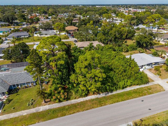 31 W SEMINOLE DRIVE, Venice, FL 34293