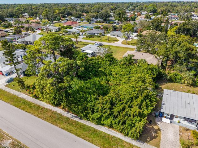 31 W SEMINOLE DRIVE, Venice, FL 34293