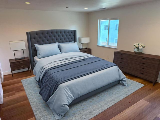 561 Jason Dr, Turlock, CA 95380