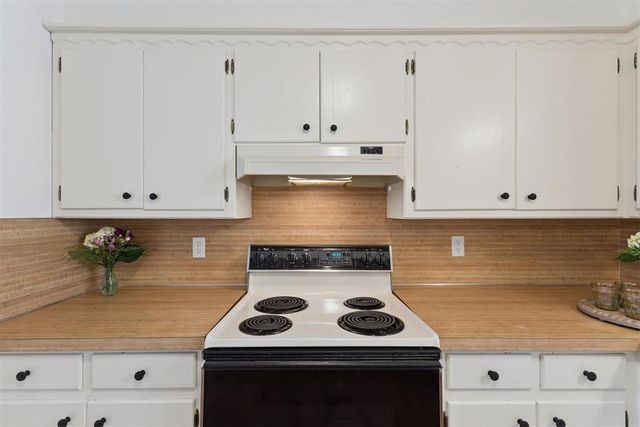 2407 Kiowa Way, Norman, OK 73071