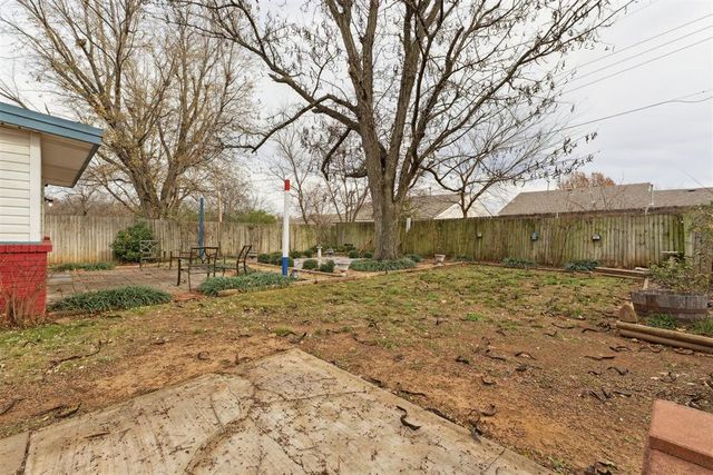 2407 Kiowa Way, Norman, OK 73071