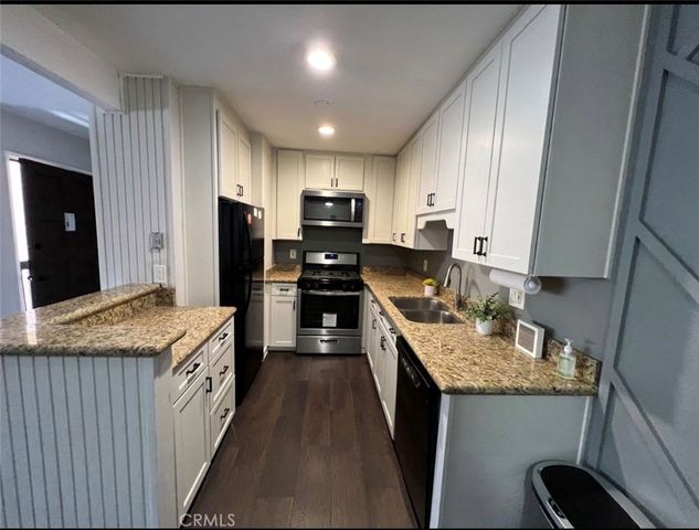 1001 W Macarthur Boulevard 130, Santa Ana, CA 92707