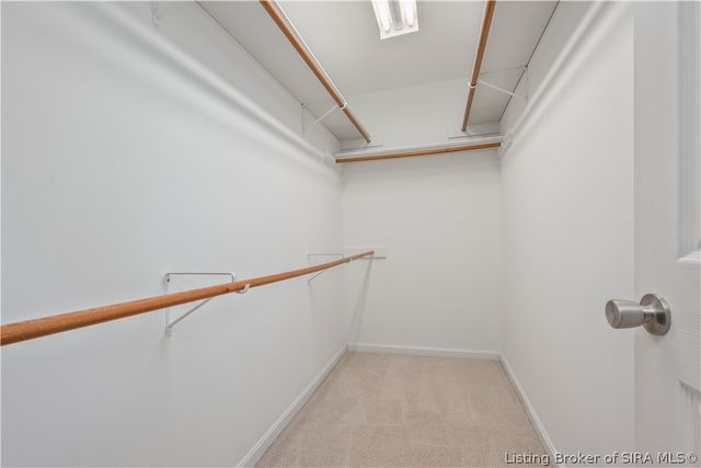 8411 Plum Run Drive, Sellersburg, IN 47172