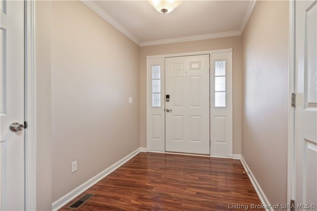 8411 Plum Run Drive, Sellersburg, IN 47172