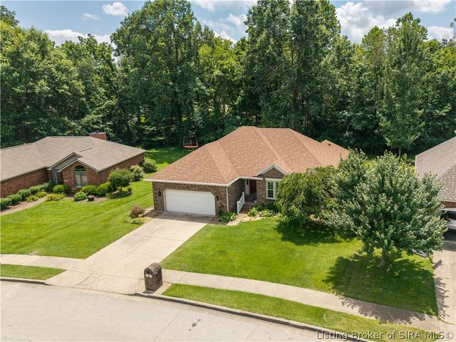 8411 Plum Run Drive, Sellersburg, IN 47172