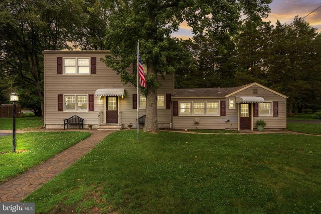 125 IROQUOIS TRL, Medford Lakes, NJ 08055