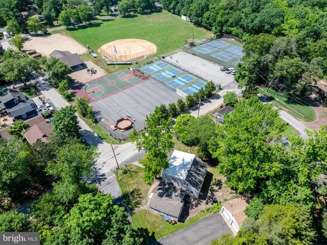 125 IROQUOIS TRL, Medford Lakes, NJ 08055