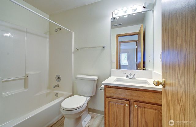 712 SE 5th Way, Battle Ground, WA 98604