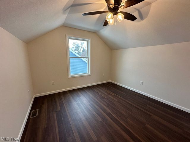 1210 Aberdeen Avenue, Youngstown, OH 44502