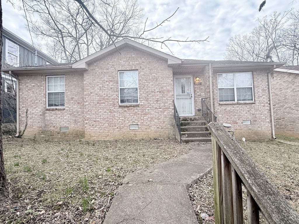 2111 14th Ave, N, Nashville, TN 37208