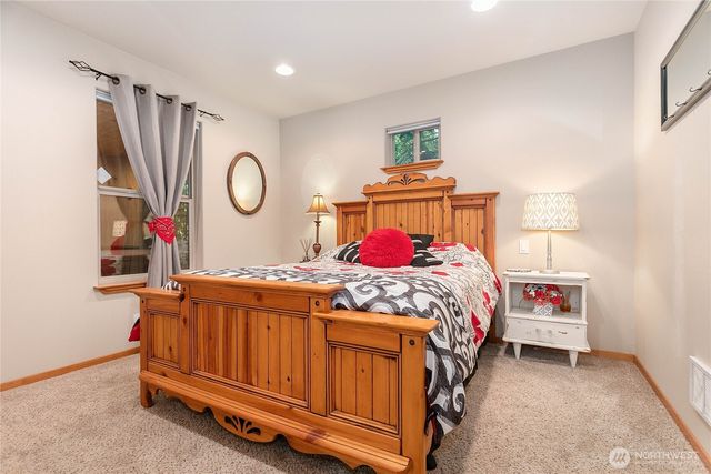 6978 Rainier Way, Deming, WA 98244