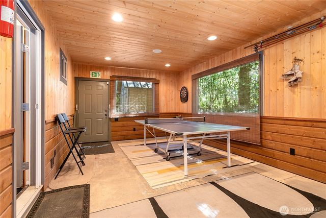 6978 Rainier Way, Deming, WA 98244