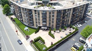 2400 Hudson Terrace, Fort Lee, NJ 07024