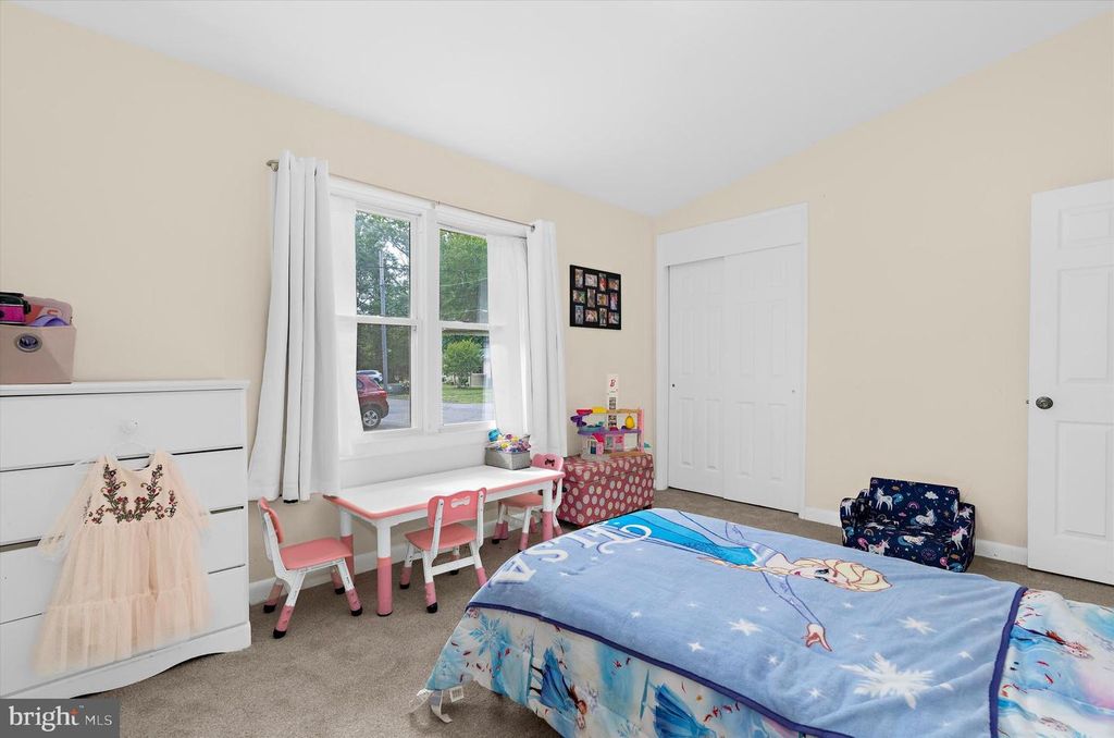 Image 11 of property listing at 21363 LYNN LN, Chestertown, MD 21620