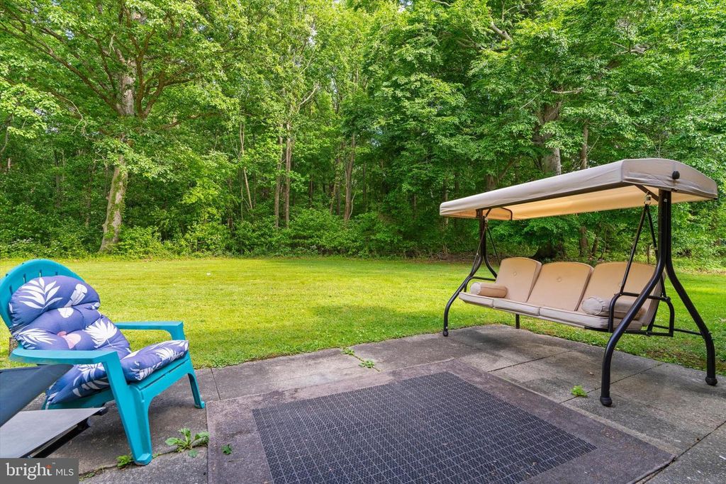 Image 20 of property listing at 21363 LYNN LN, Chestertown, MD 21620