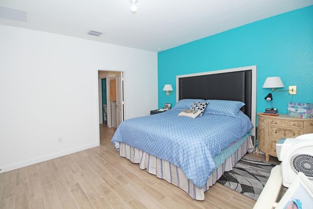 2549 Timber Forest Drive, West Palm Beach, FL 33415