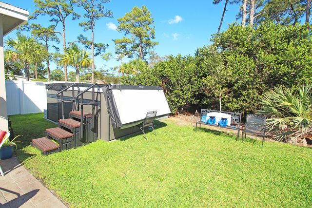 2549 Timber Forest Drive, West Palm Beach, FL 33415