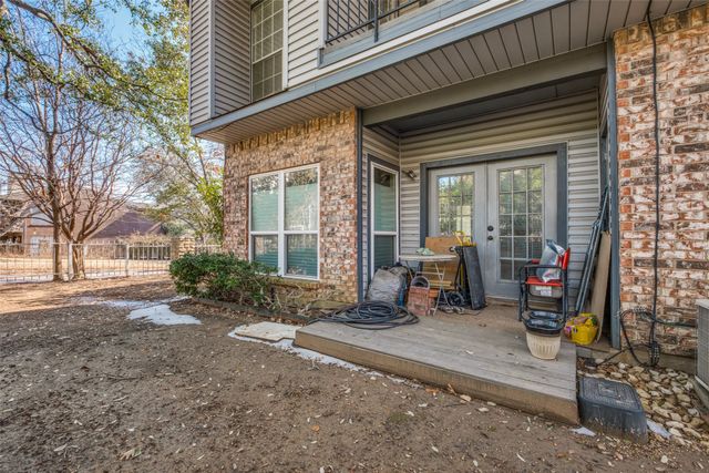 2506 Wedglea Drive 101, Dallas, TX 75211