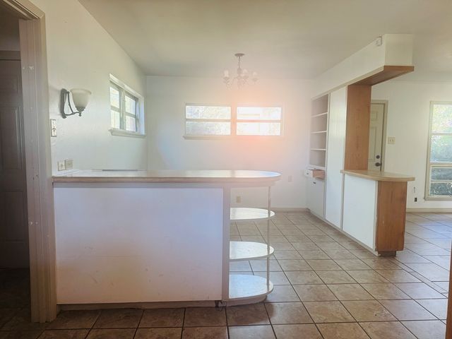 2464 Oxford Ave, San Angelo, TX 76904